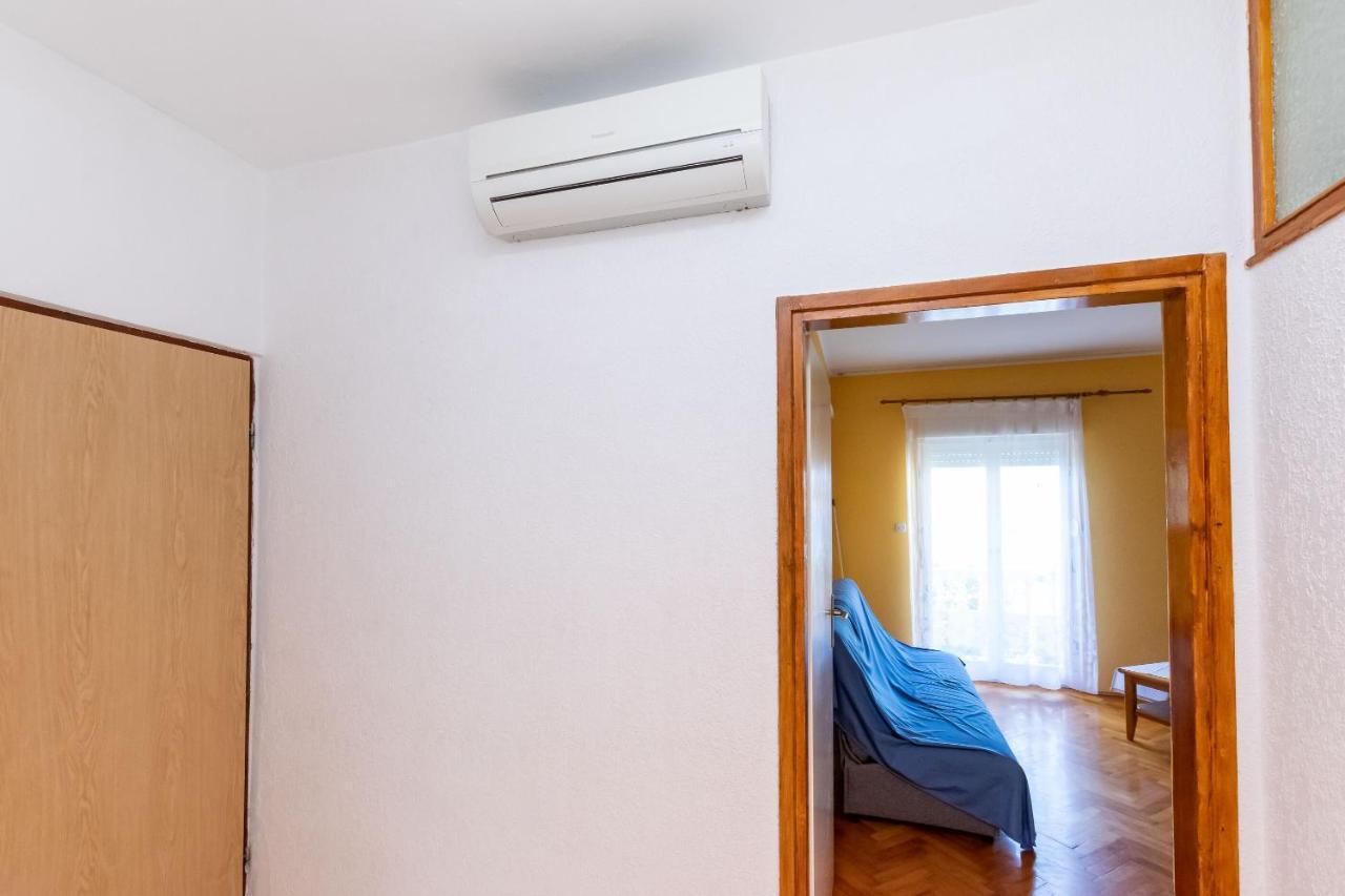 Apartments Biserka Barbat na Rabu Exterior photo