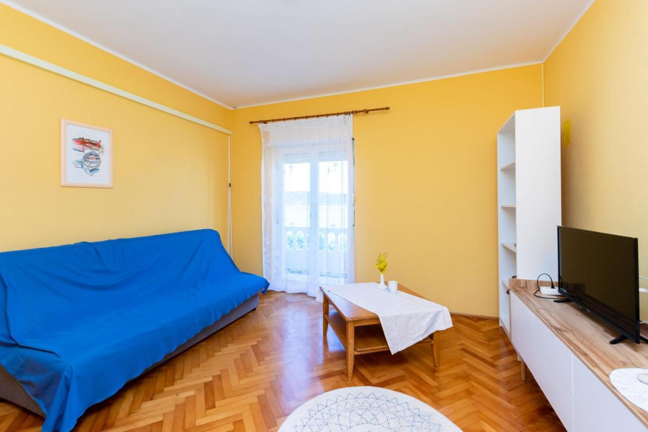 Apartments Biserka Barbat na Rabu Exterior photo
